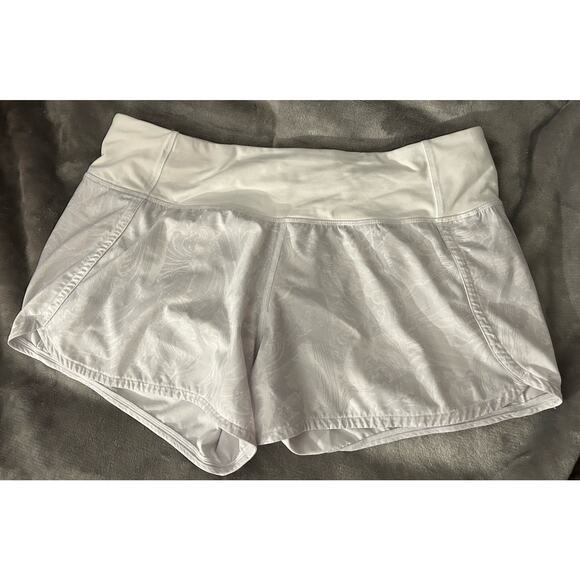 Lululemon Women's Running Shorts Athletic Sportswear Back Zip Size 8 Gray White - Picture 1 of 7